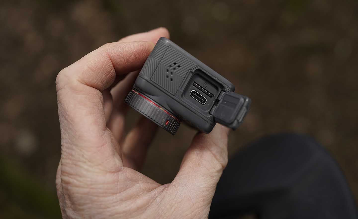 AKASO Brave 8 review