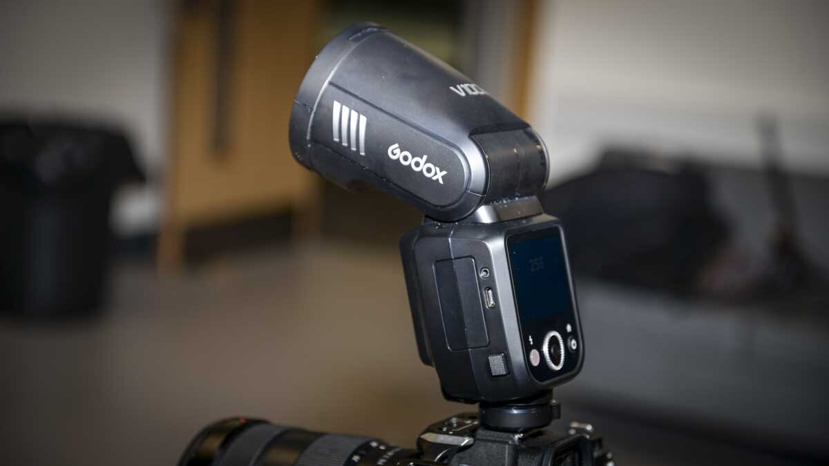 Godox V100 reveiw