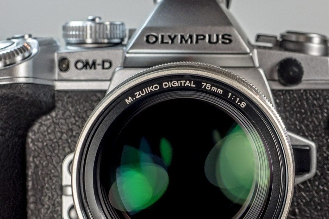 Mirrorless cameras: 09 Exposure is controlled in the same way as an SLR
