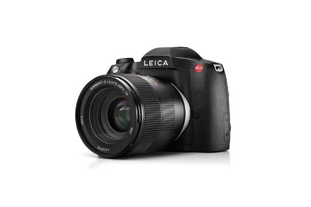 Leica has announced new firmware updates to its S-system cameras, the Leica S (Typ 007) and 2.5.0 for the Leica S/S-E (Typ 006) medium format cameras, which add in-camera image rating and new playback mode options.