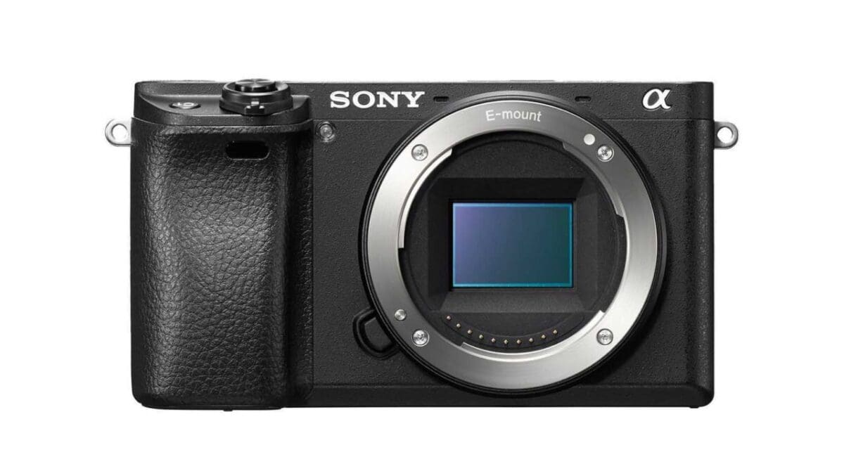 Daily Deal: get the Sony a6300 at 18% off