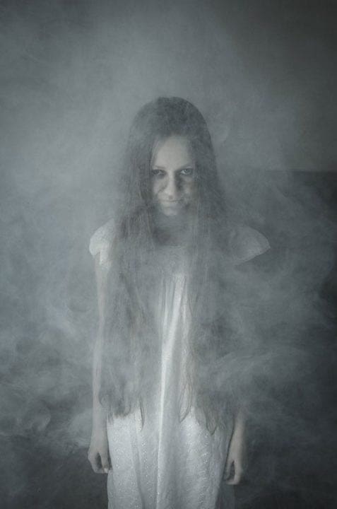 Halloween Photography Tips: 01 Paint with light