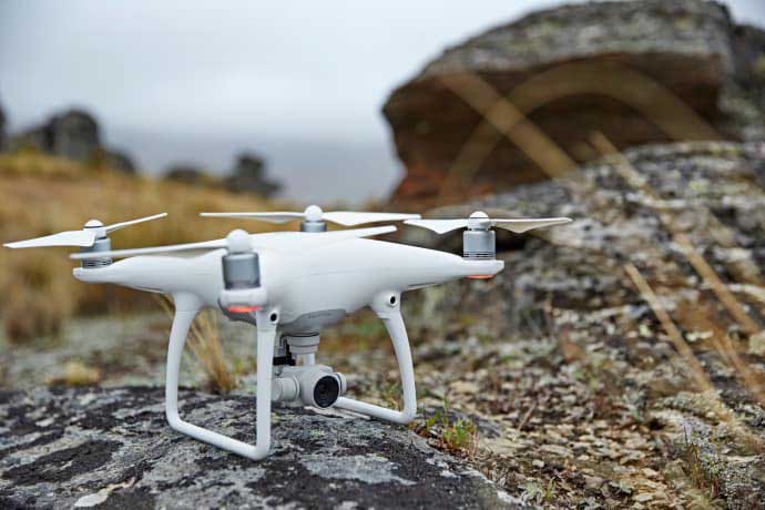 DJI offers up to 46% off its Phantom drones in new Christmas promotion