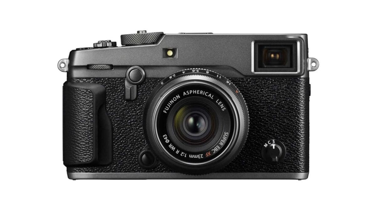 rust Voorzichtig roze Fuji announces a Graphite Silver X-T2 and Graphite X-Pro2: Price and  availability confirmed - Camera Jabber