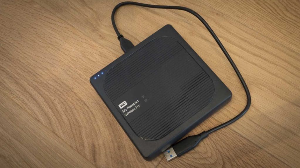 Western Digital My Passport Wireless Pro Review - Unit and cable