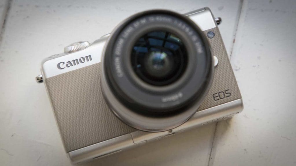 Canon EOS M100 review front of camera