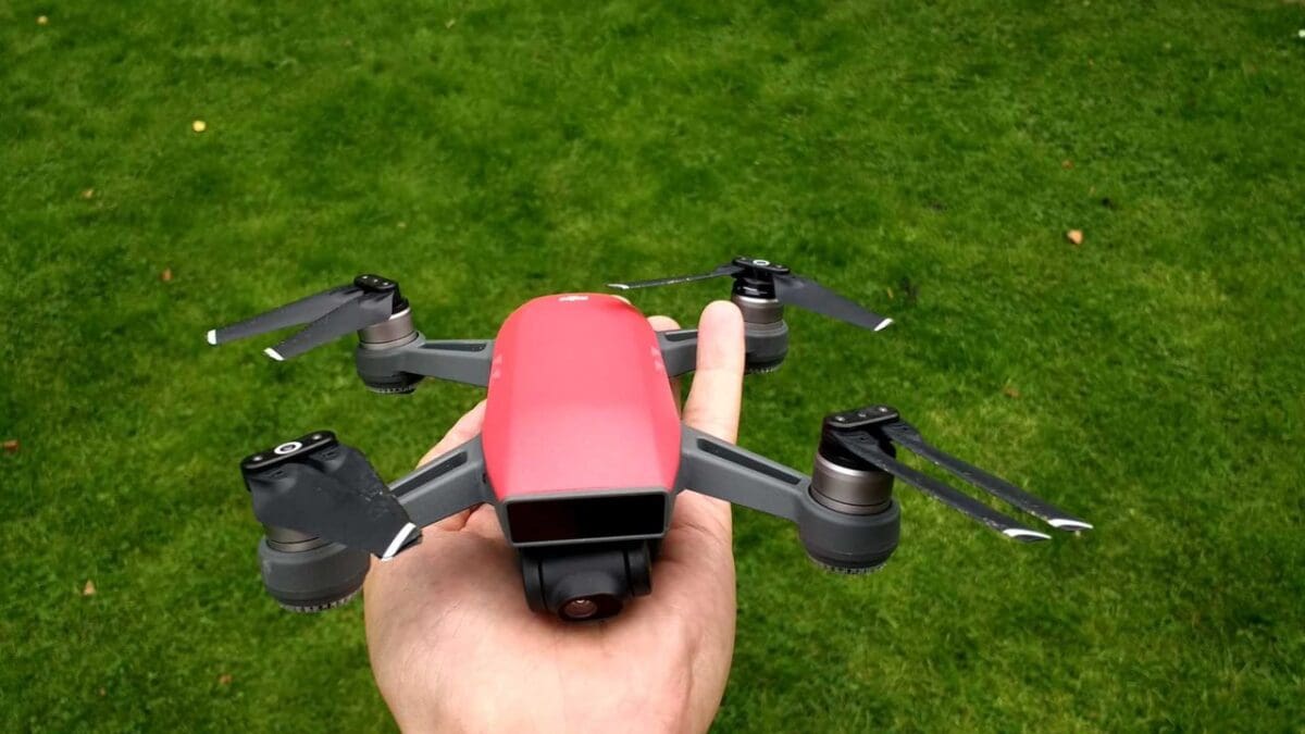 How to fly the DJI Spark in Hand Gesture mode