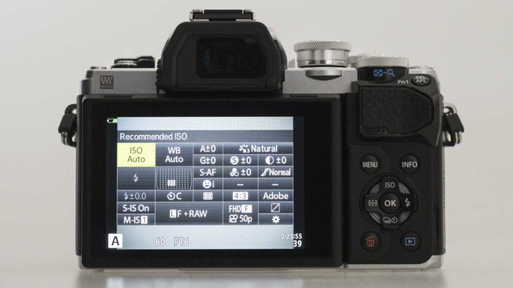 Olympus OM-D E-M10 MarkIII Review - Super Control Panel