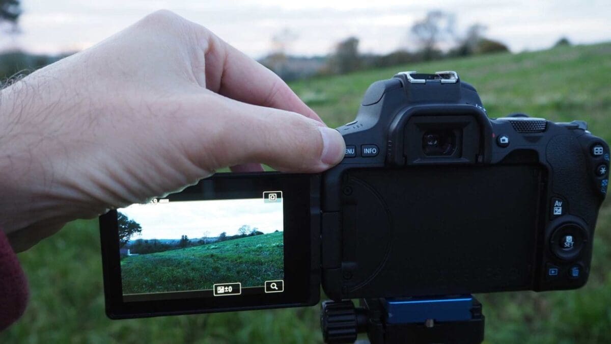 How to shoot a timelapse on the Canon EOS 200D / Rebel SL2 Camera Jabber