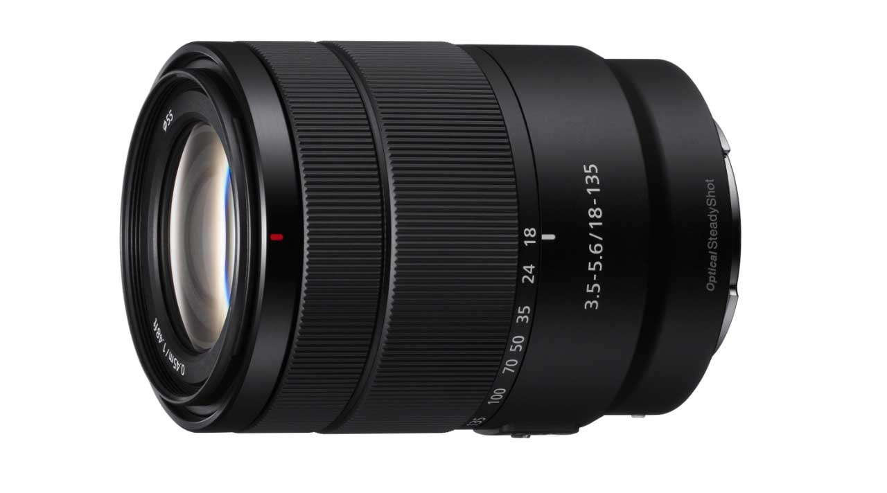 Sony launches E 18-135mm f/3.5-5.6 OSS lens