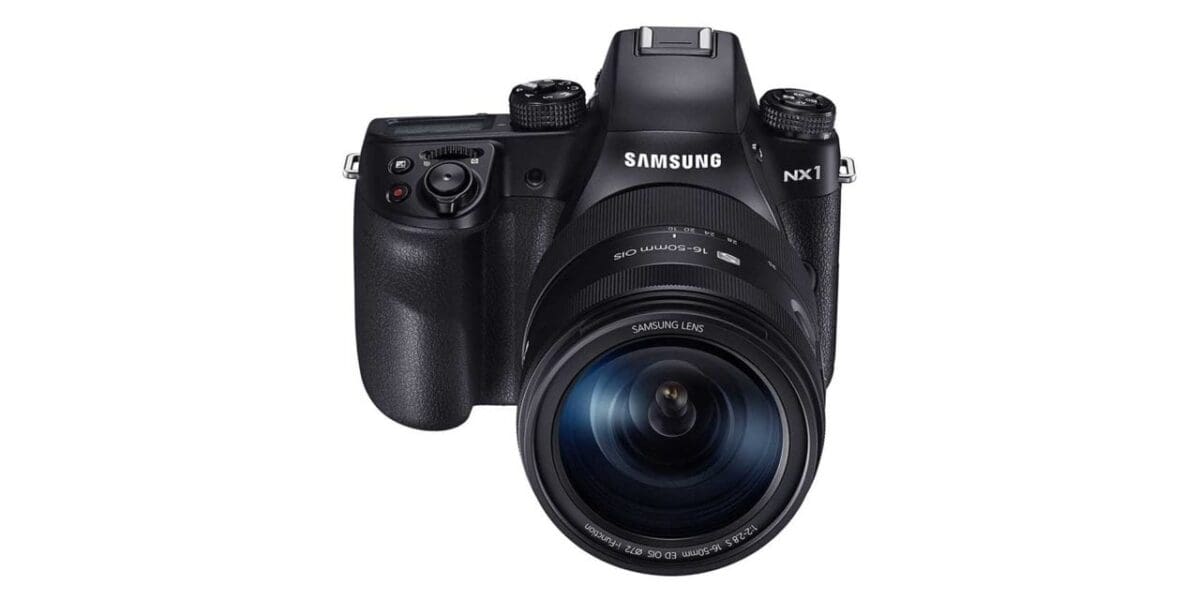 Is Samsung about to relaunch its NX camera line with a 30MP high-end model?