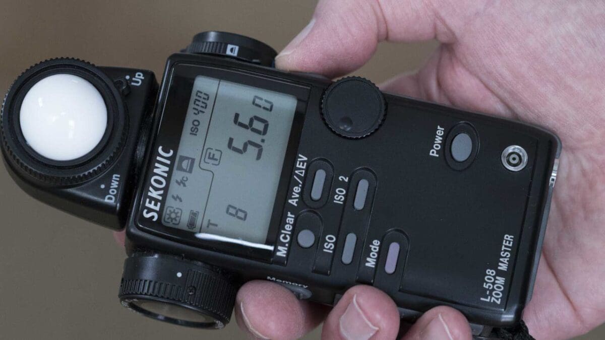 How to use a hand-held light meter for accurate exposures