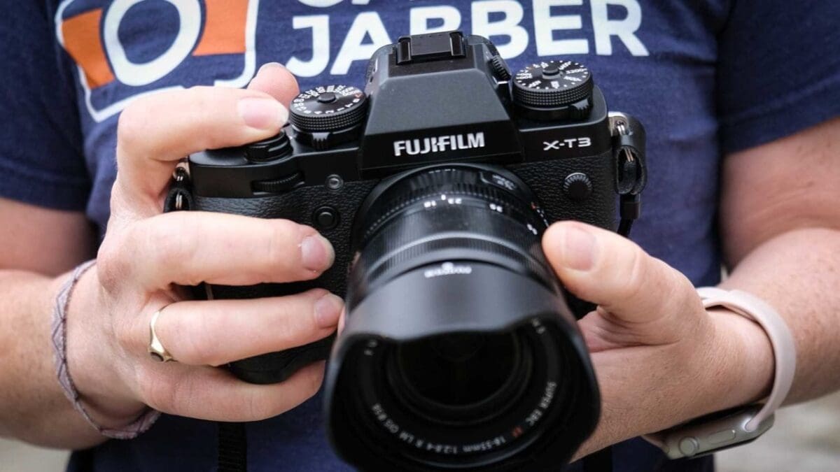 New Fujifilm X-T3 firmware boosts face, eye AF performance