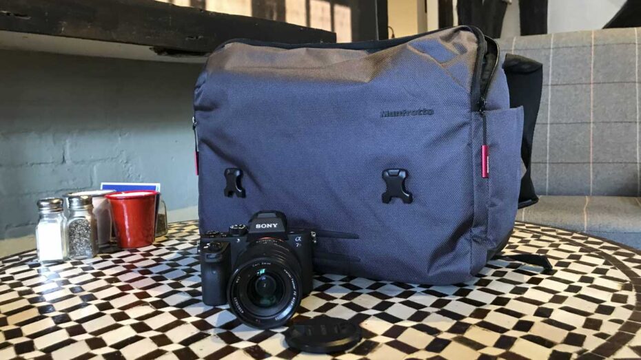 Best messenger bags for cameras plus laptops in 2021 Camera Jabber