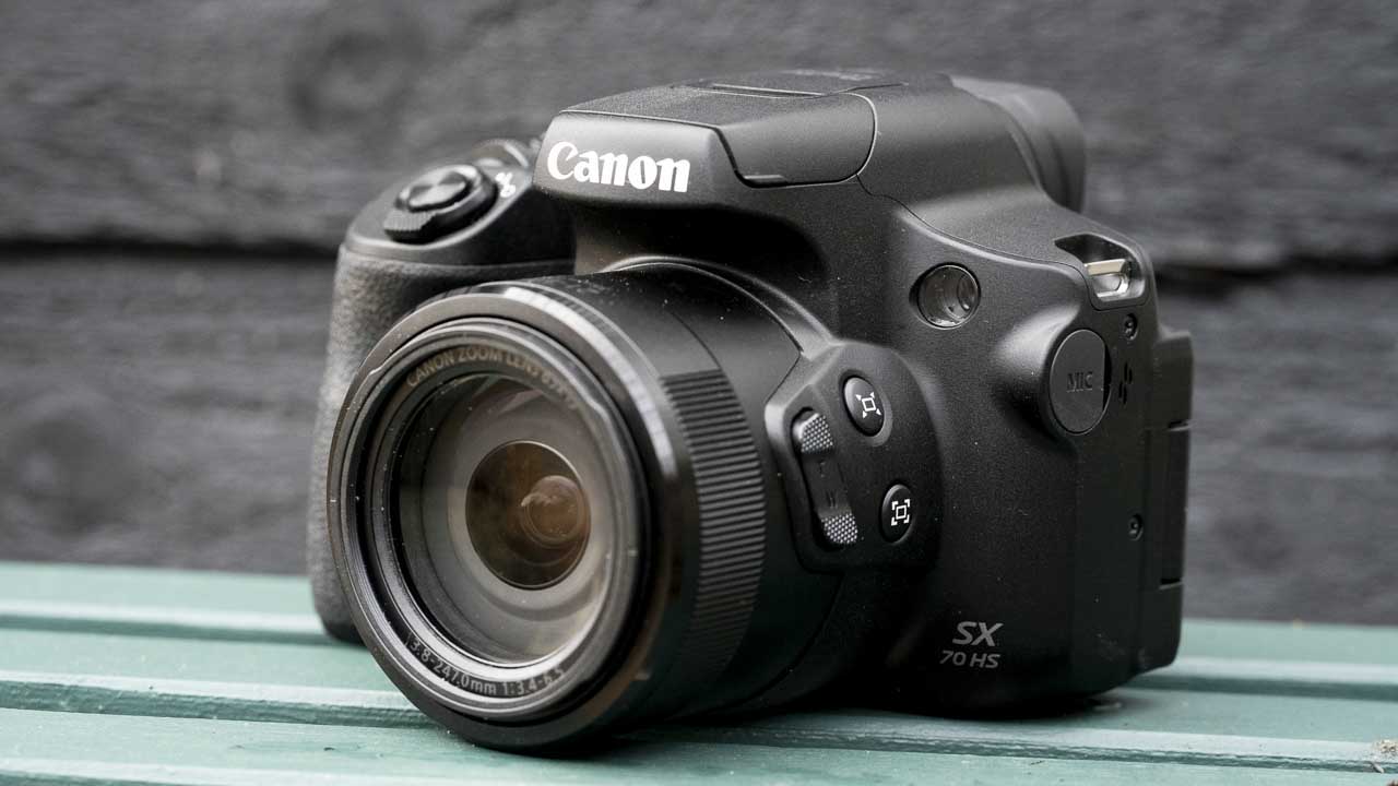 Canon sx70 deals hs