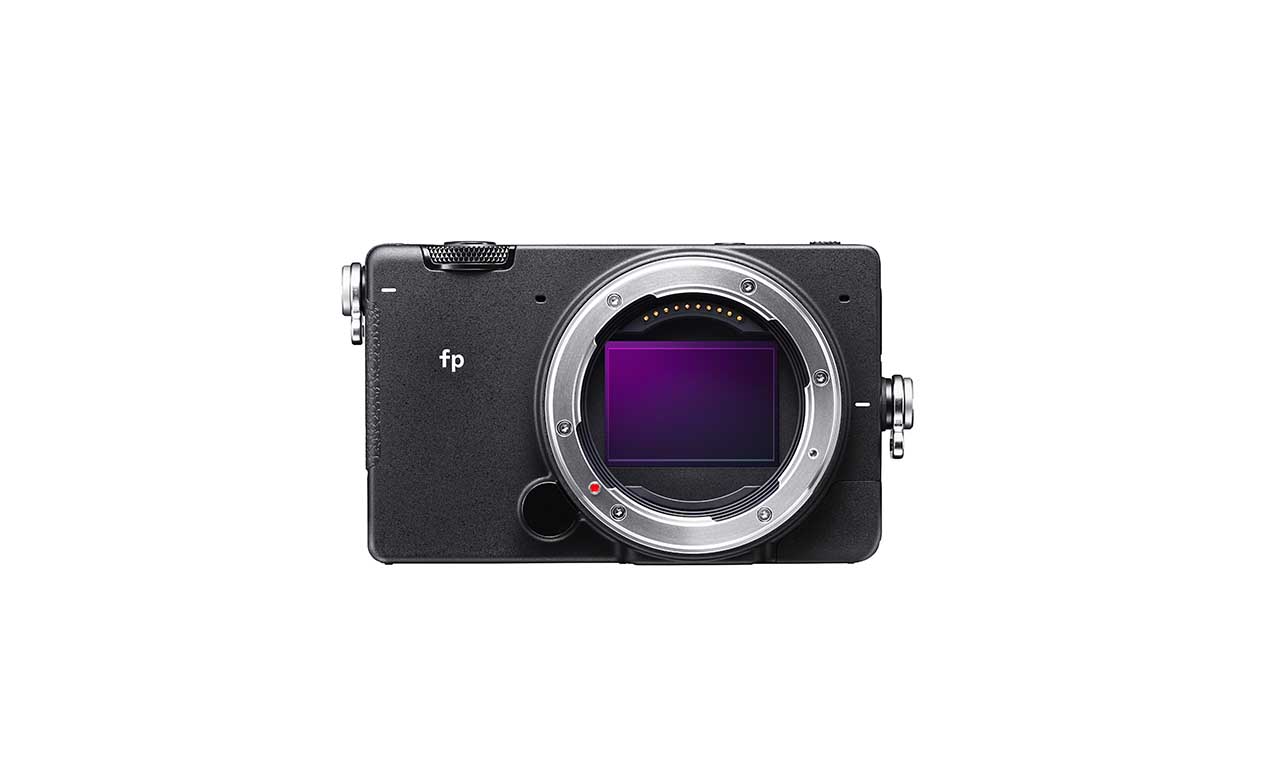 Sigma fp becomes the world's smallest, lightest full-frame camera