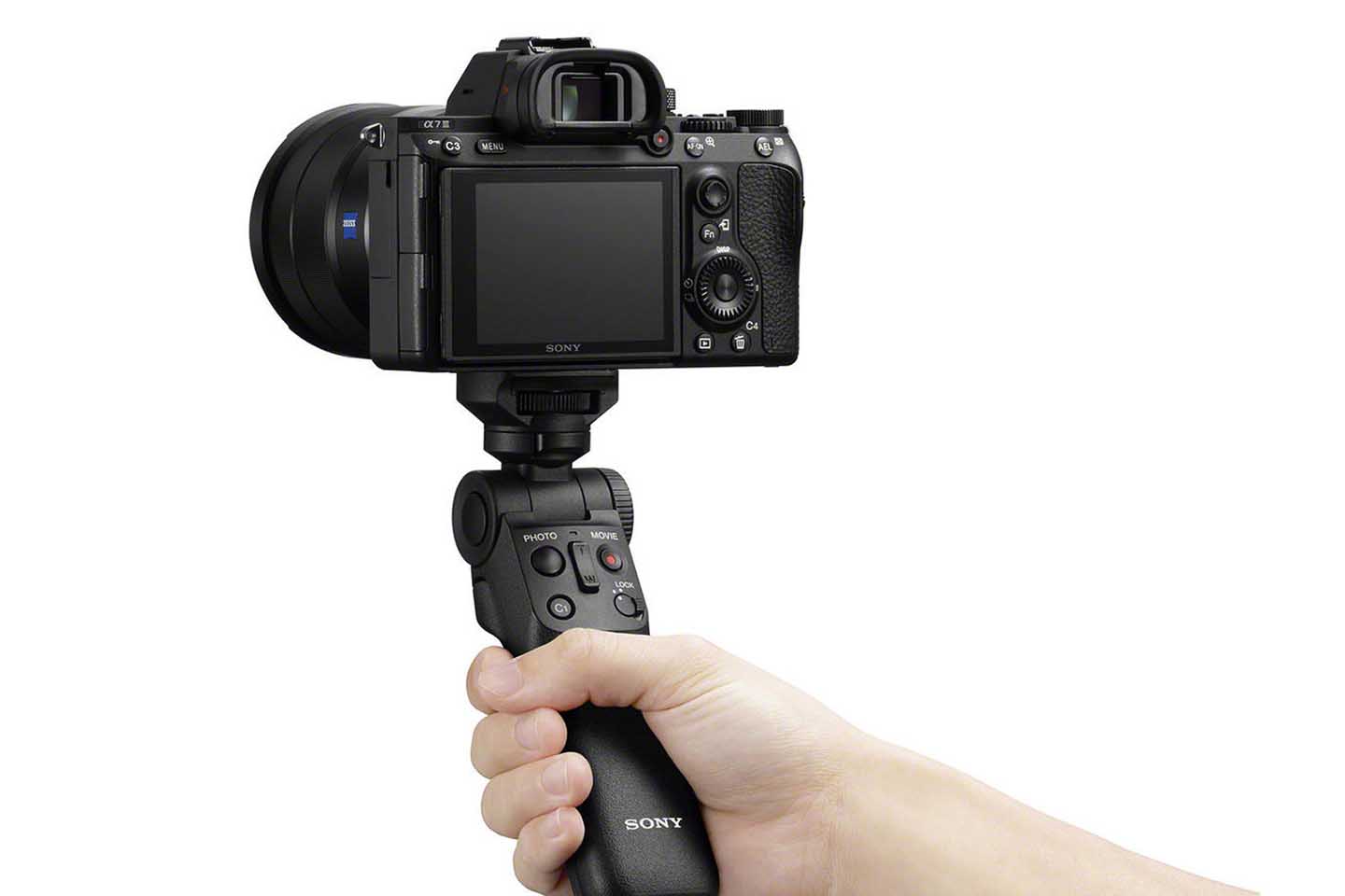 Sony launches GP-VPT2BT wireless shooting grip for sloggers