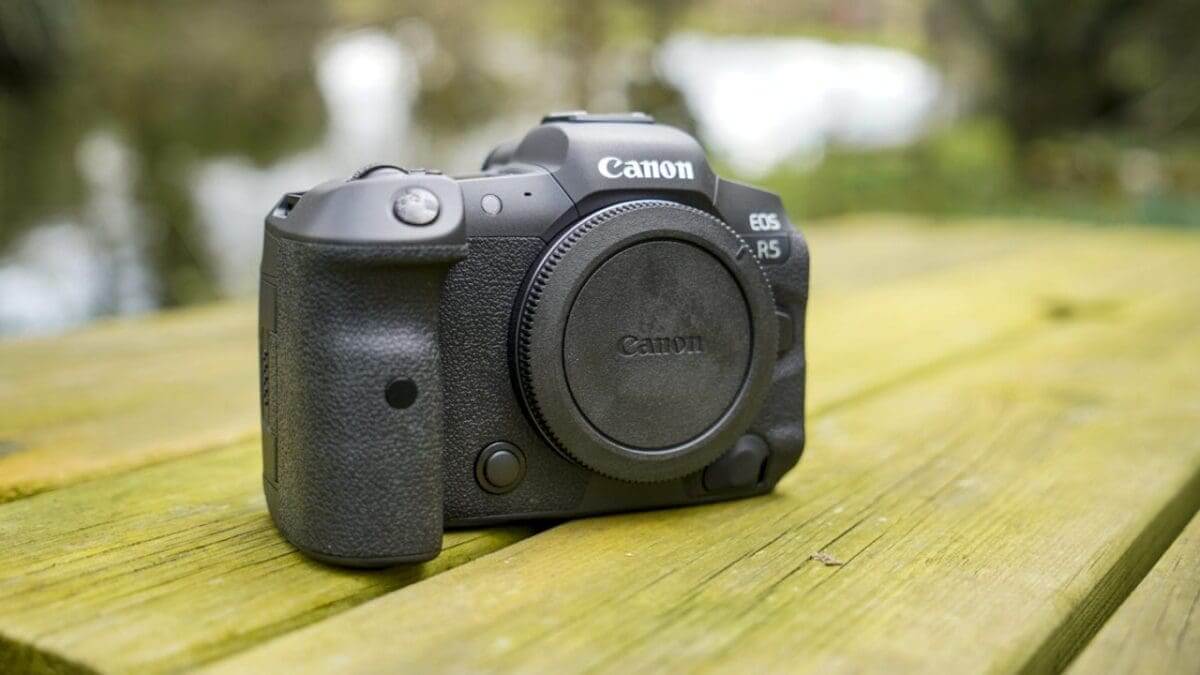 Canon EOS R5 Review