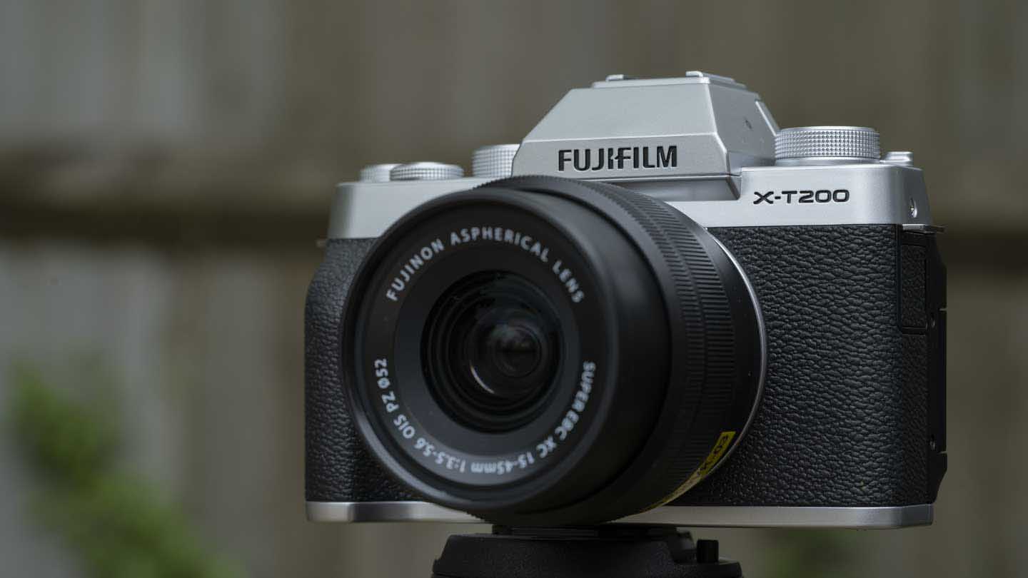 Fujifilm X-T200 Review - Camera Jabber