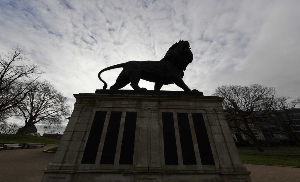 How to photograph a silhouette