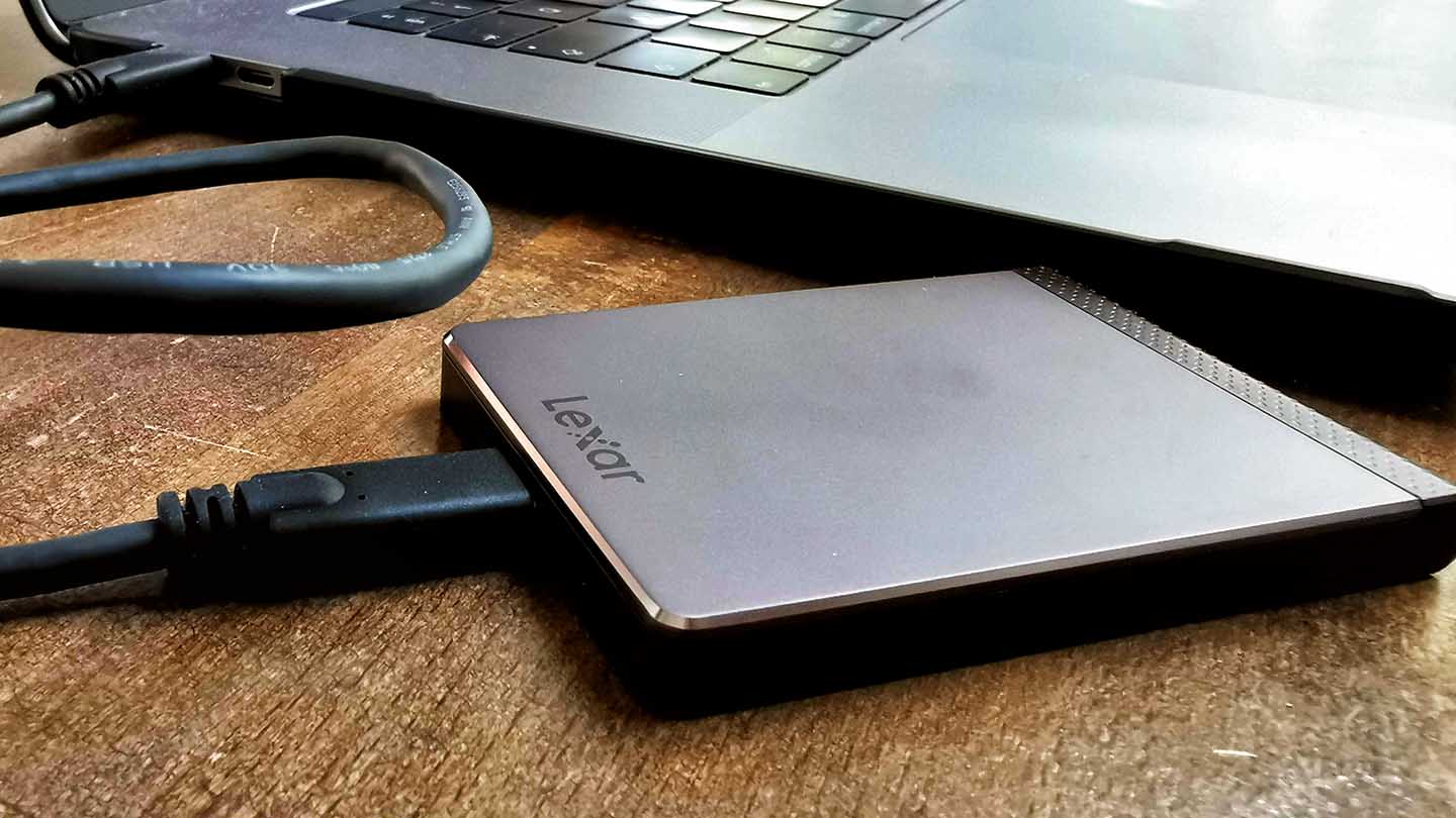 Lexar SL200 Portable SSD Review - Camera Jabber