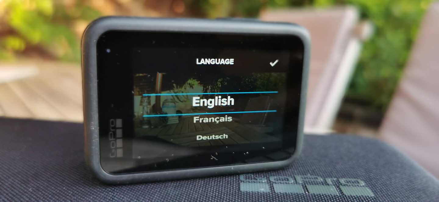 How to set up your GoPro: select language