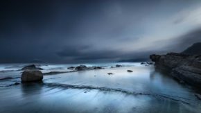 How to photograph the sea in winter