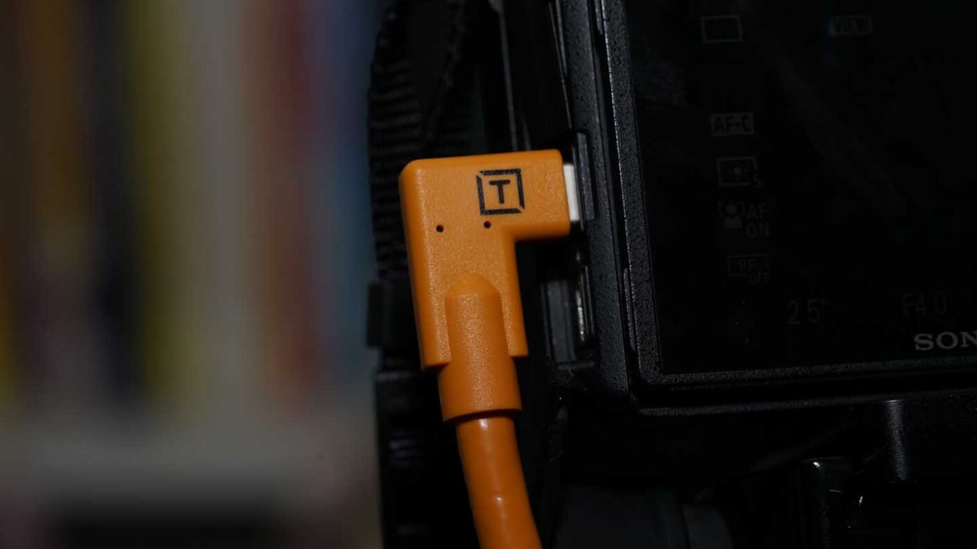 Tether Tools TetherPro USBC Right Angle to USBC Tether Cable 4.6m