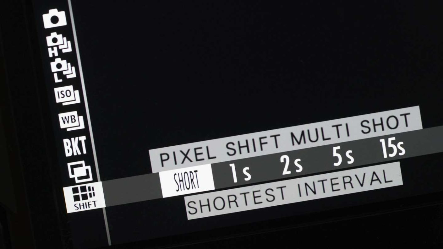 How to use Fujifilm Pixel Shift Multi Shot mode