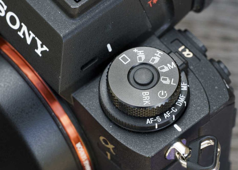 Sony A1 review drive mode dial and focus mode dial