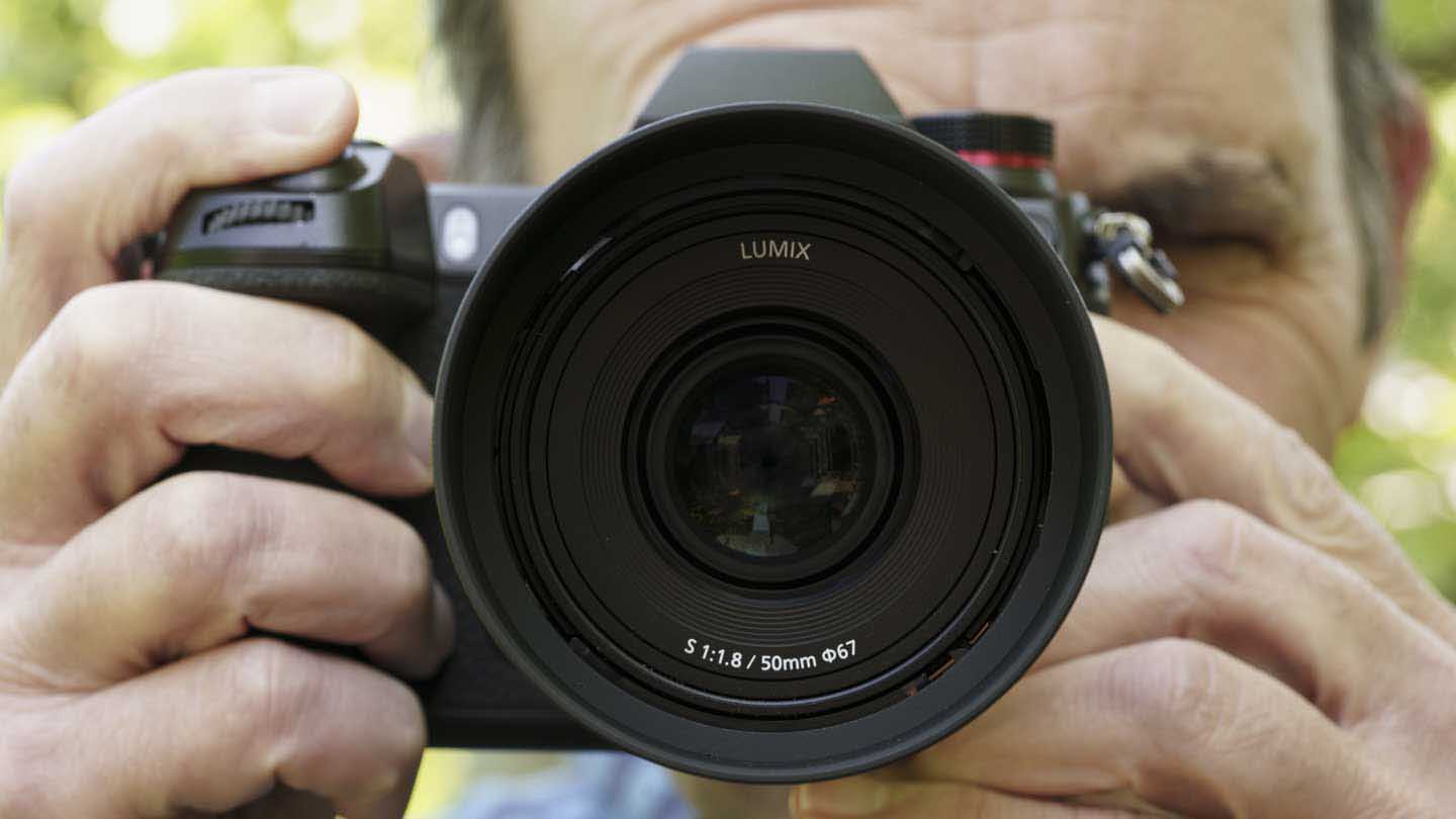 Panasonic Lumix S5 Mirrorless Camera with LUMIX S S50 50mm f/1.8 Lens