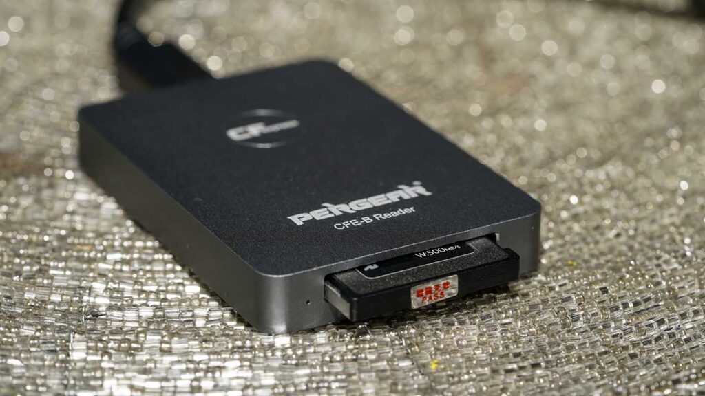 Pergear CFE-B Card Reader Review