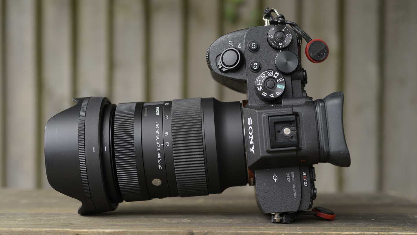 Sigma 28-70mm F2.8 DG DN Contemporary - Camera Jabber
