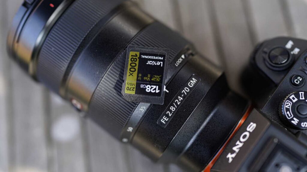 Lexar Professional 1800x SDXC UHS-II Card GOLD Series Review