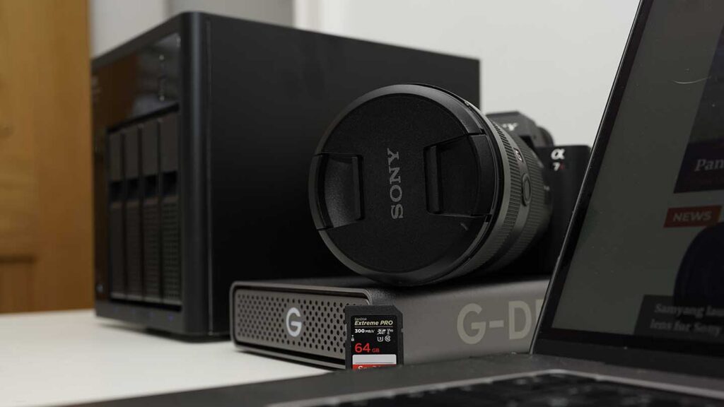 How to backup your digital photographs safely