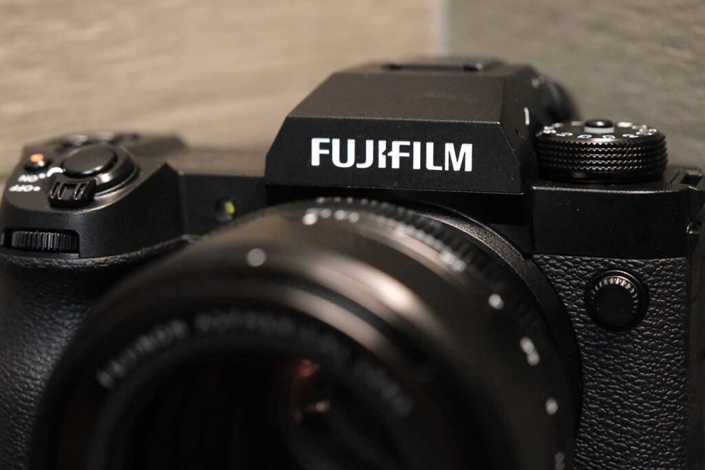 Fujifilm X-H2 review