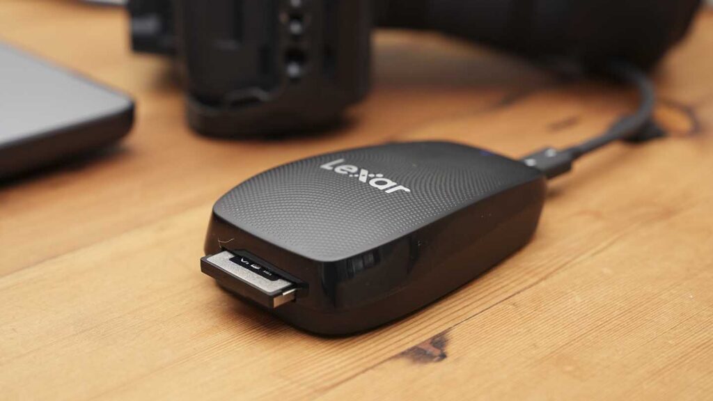 Lexar Professional CFexpress Type B USB 3.2 Gen 2×2 Reader review