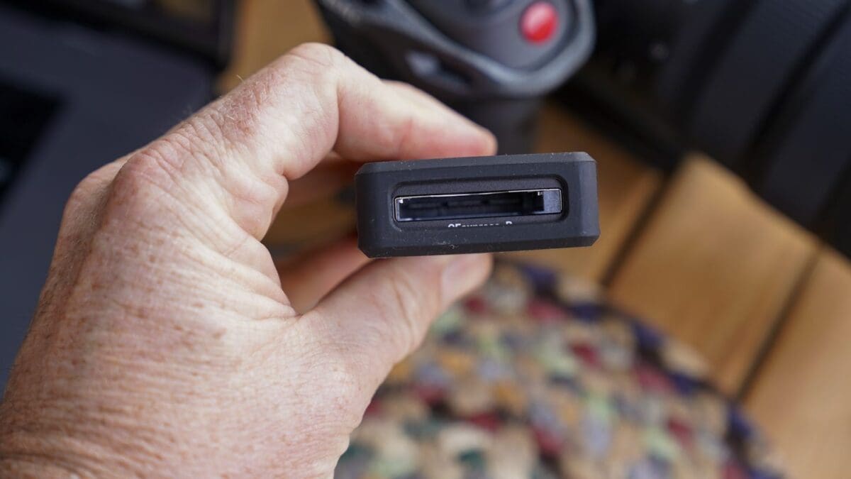 Ready to post: SABRENT Thunderbolt 3 & USB 3 to CFexpress card reader