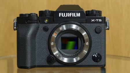 Fuji X-T5 review