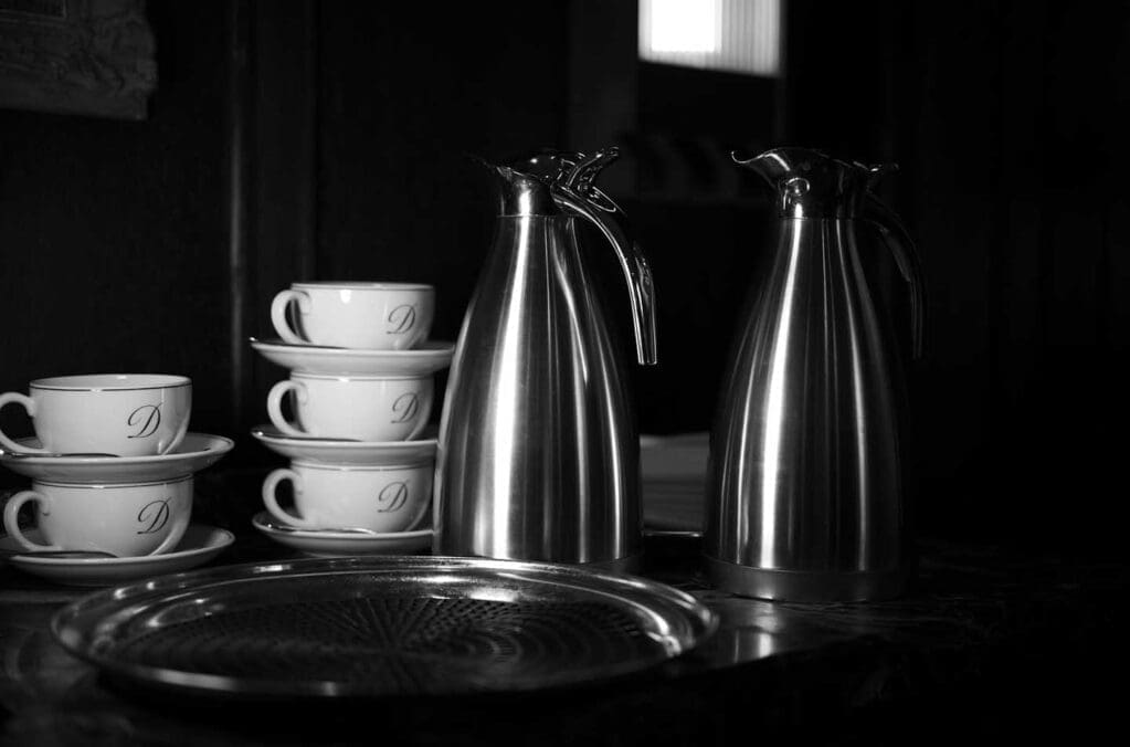 Still life photography examples: monochrome
