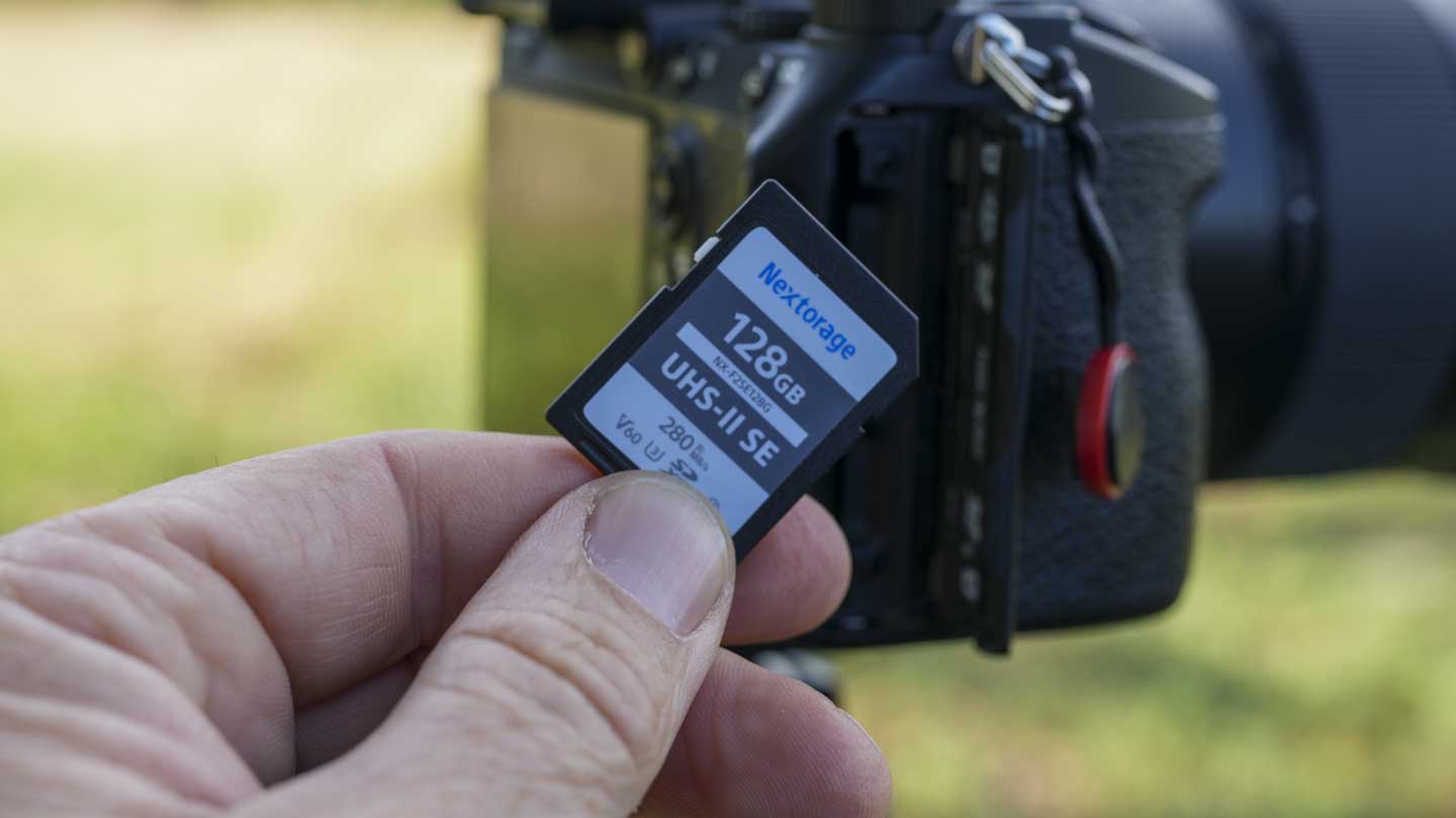 Nextorage 128GB UHS-II SE Review - Camera Jabber