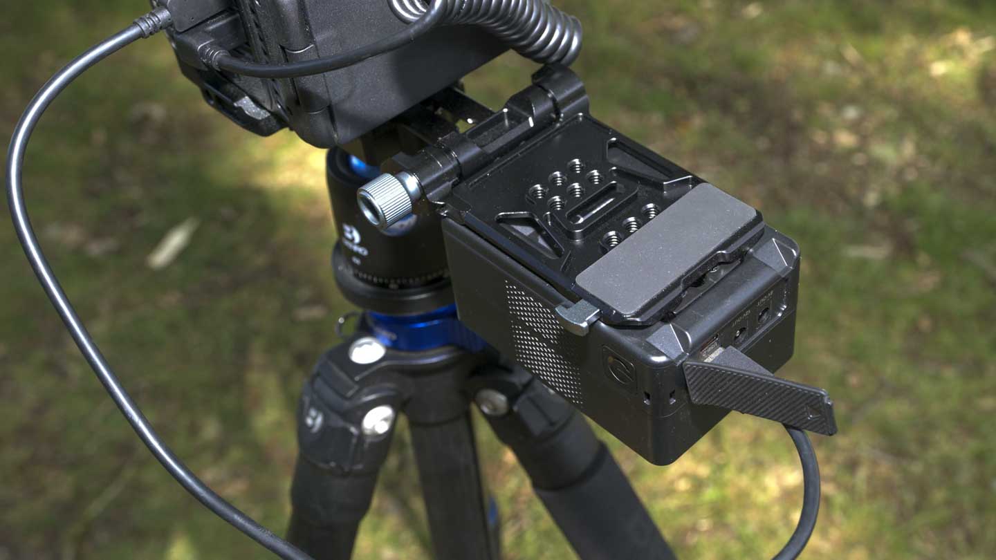 SmallRig Advanced Compact V-Mount Battery Mounting System