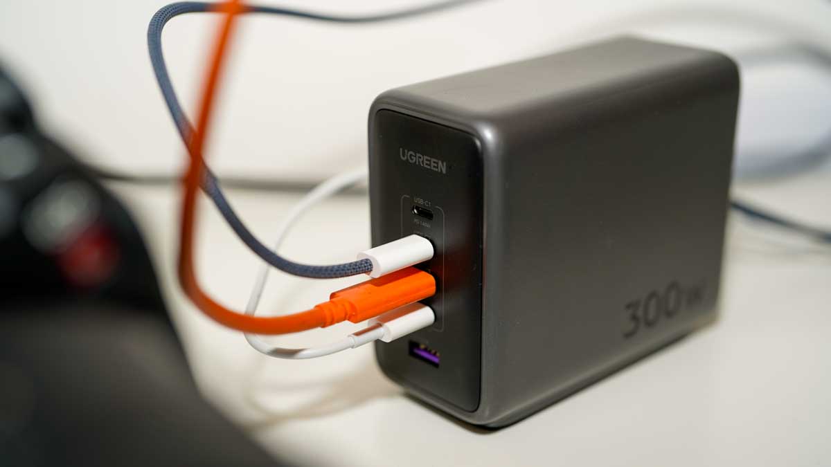 Ugreen Nexode 300W GaN wall USB Charger