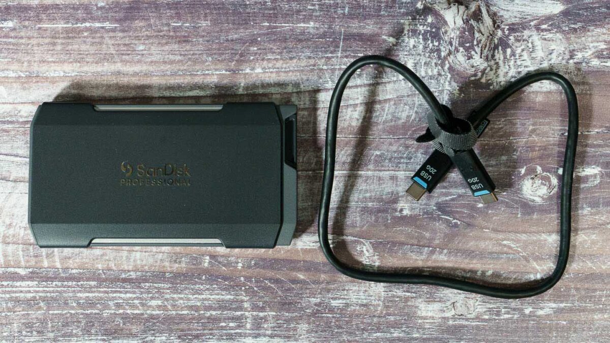 SanDisk Pro-Blade Transport review - Pro-Blade Transport with USB-C cable
