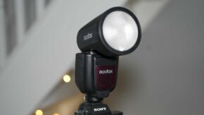 Godox V1 Pro S without front light