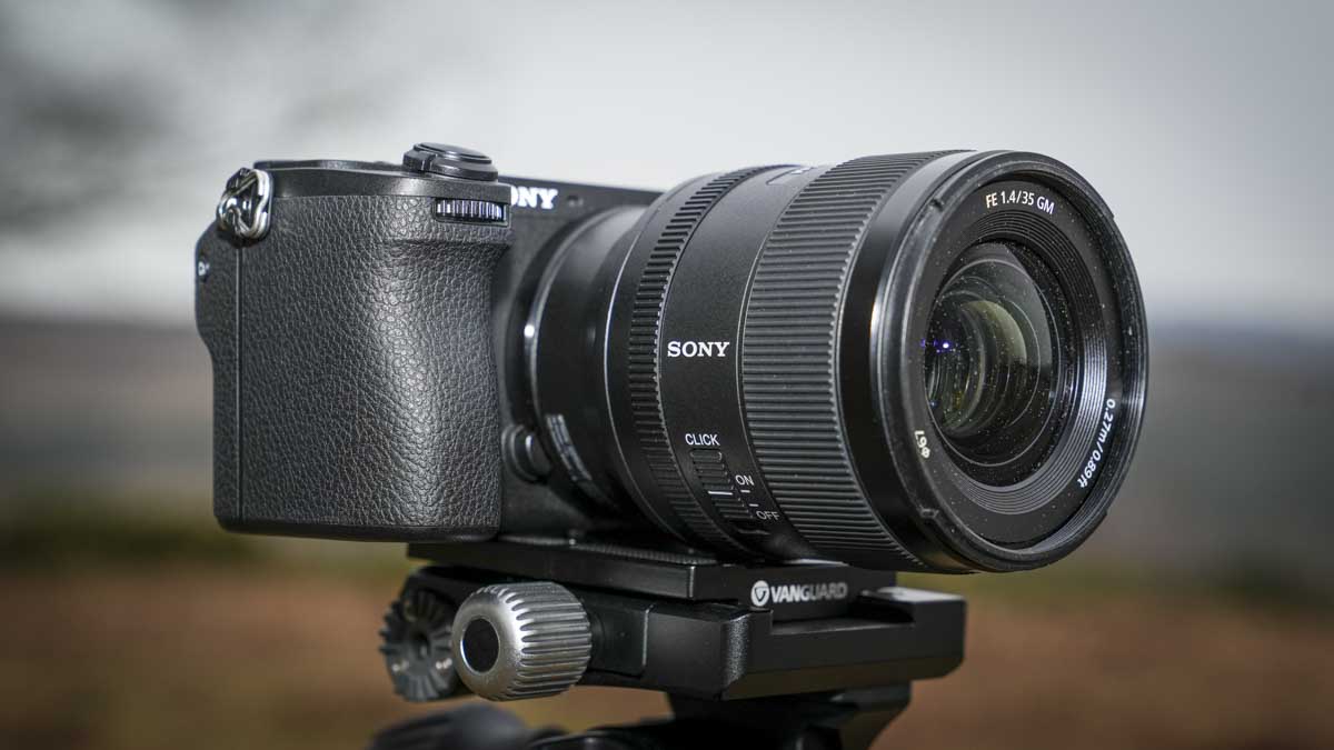 Sony A6700