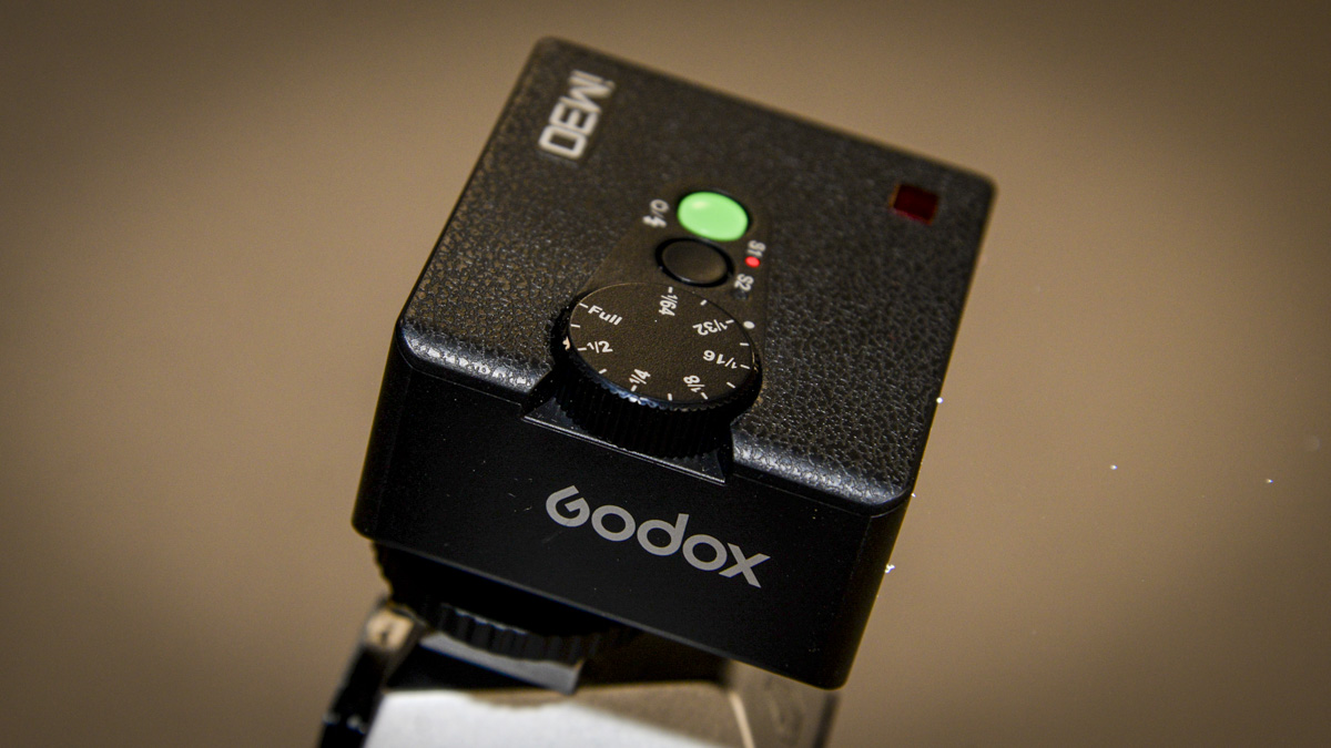 Godox iM30 flash review