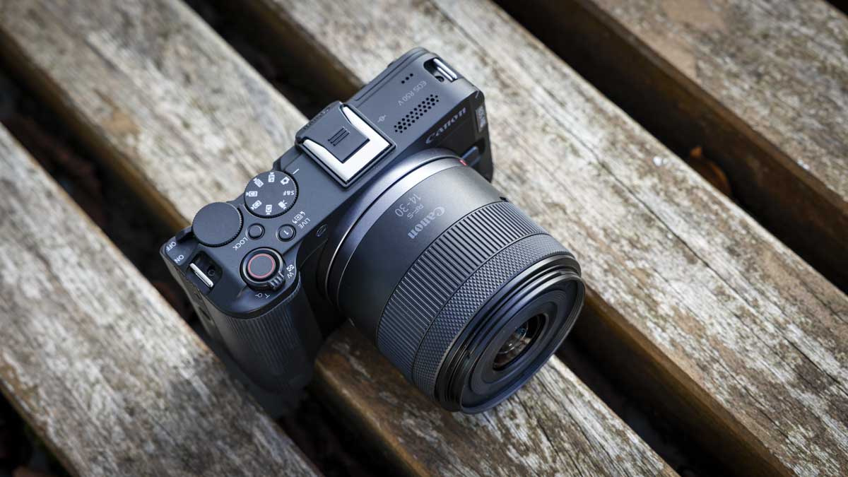 Canon EOS R50V
