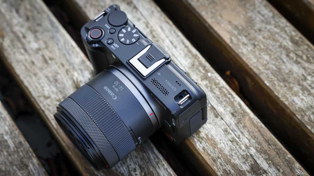 Canon EOS R50V