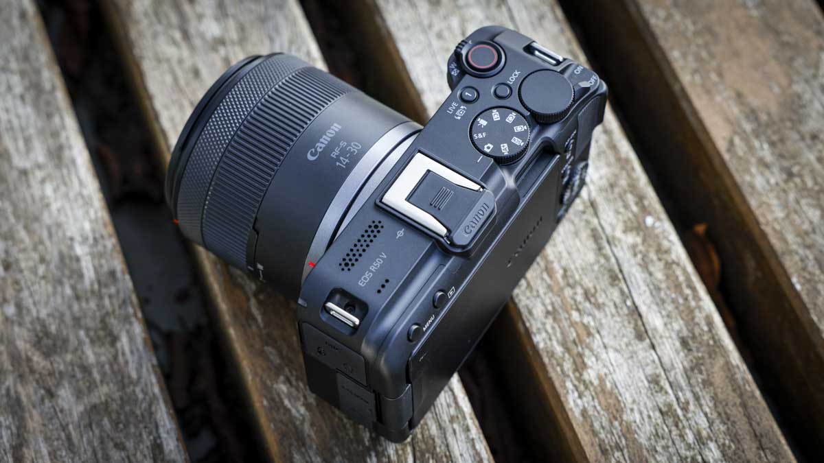 Canon EOS R50V